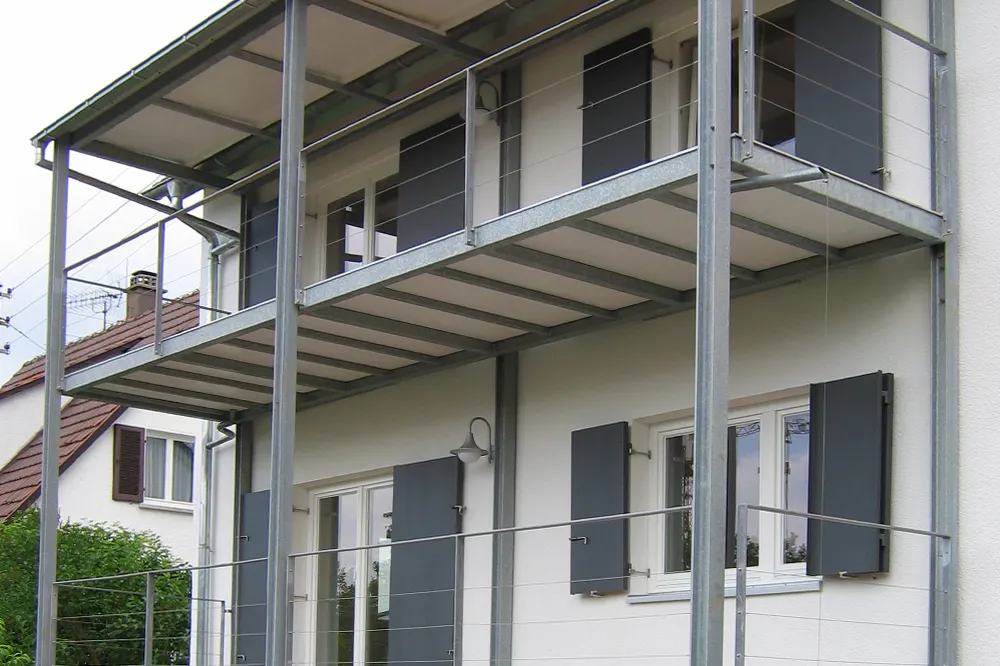 Edelstahl Balkone und Geländer