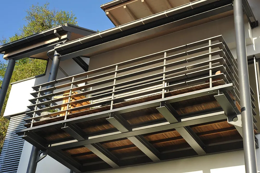 Edelstahl Balkone und Geländer