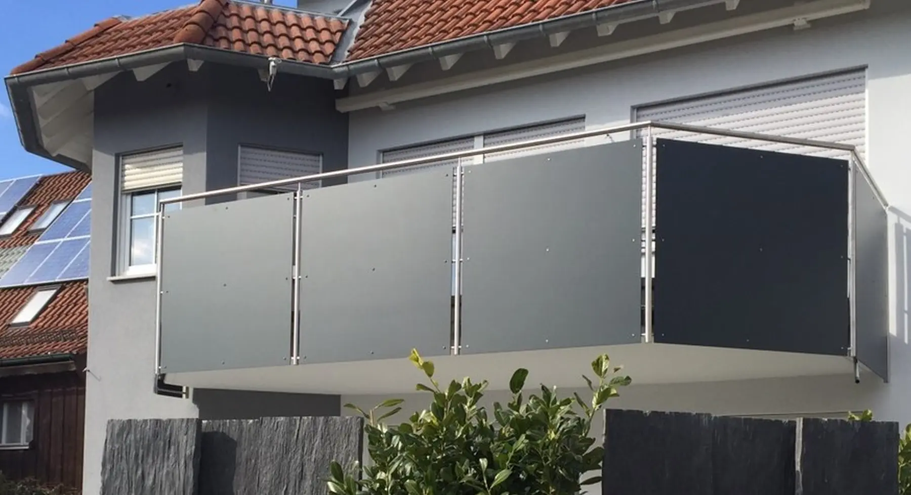 Edelstahl Balkone und Geländer