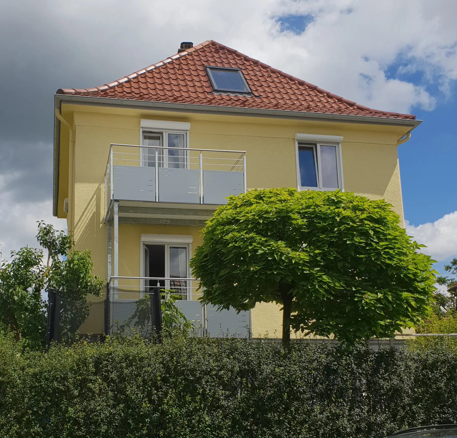 Edelstahl Balkone und Geländer